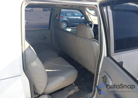 1999 Chevrolet Suburban 1500 from USA, damaged, VIN 1GNEC16RXXJ502079